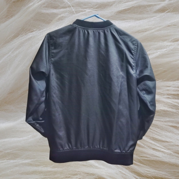 👣4/$20 ~Camouflage Print Reversible Bomber Jacket - Picture 5 of 6